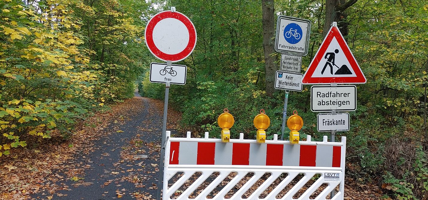 Beschilderung der Baustelle